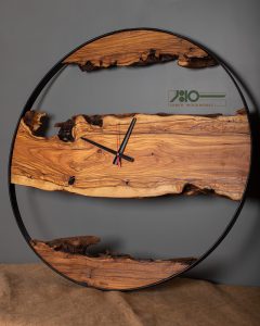 ساعت دیواری چوب زیتون CW1008