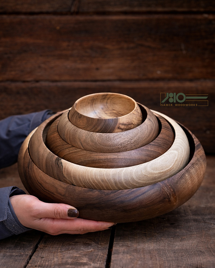 کاسه چوبی آجیل و میوه