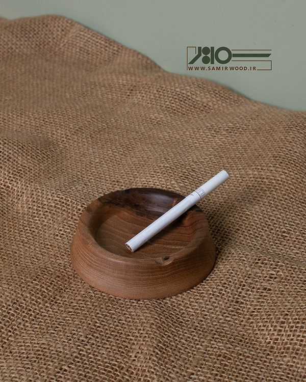 زیرسیگاری چوبی