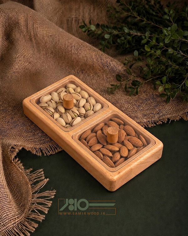 اردو خوری چوبی درب دار