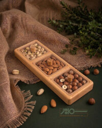 اردو خوری چوبی درب دار