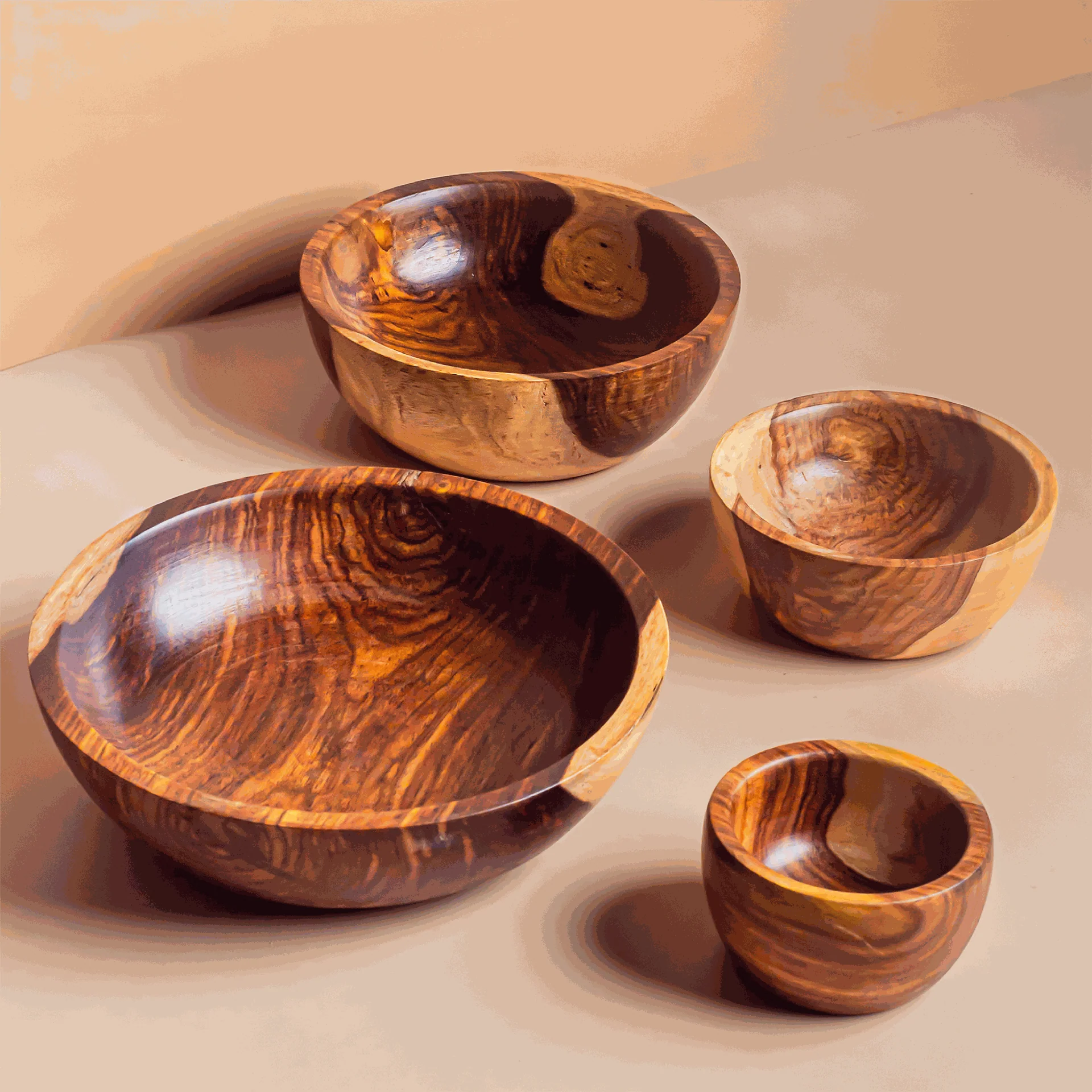 سمیروود | نگهداری از ظروف چوبی و استفاده از آن در پذیرایی و آشپزی